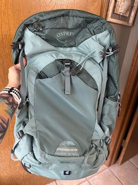 OSPREY Mira 32 Backpack in Succlent Green
